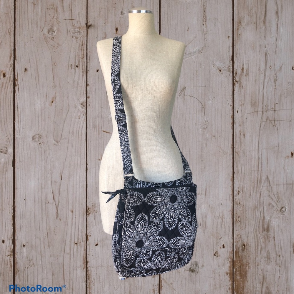 Vera Bradley Black and White Large Crossbody EUC